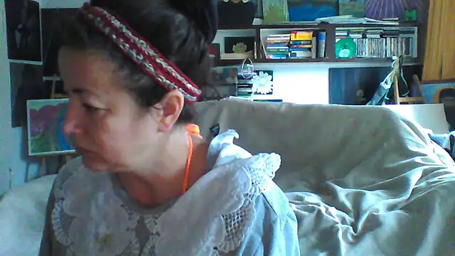 MariaAnaSunshine online show from October 16, 8:37 am