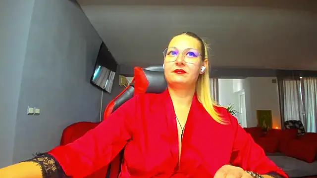 Snapshot of sugar_mayy chatting on November 21, 9:19 am sugar mayy online show from November 21, 9:19 am