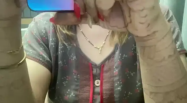 Snapshot of sassypooja chatting on February 8, 3:00 pm sassypooja online show from February 8, 3:00 pm