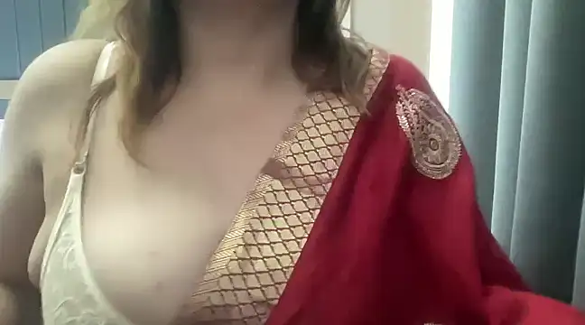 Snapshot of sassypooja chatting on February 13, 10:02 am sassypooja online show from February 13, 10:02 am