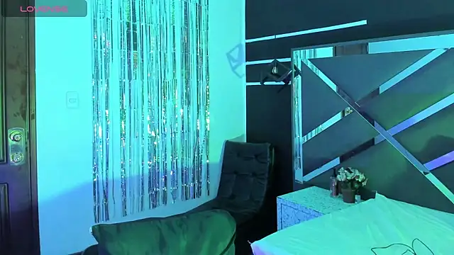 SexyNaf online show from October 17, 7:27 pm