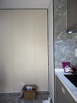 Snapshot of Tastemystrawberry chatting on January 29, 2:10 pm Tastemystrawberry online show from January 29, 2:10 pm