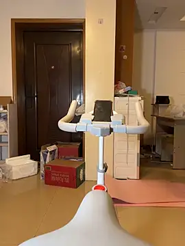 Snapshot of Tastemystrawberry chatting on September 19, 4:18 pm Tastemystrawberry online show from September 19, 4:18 pm