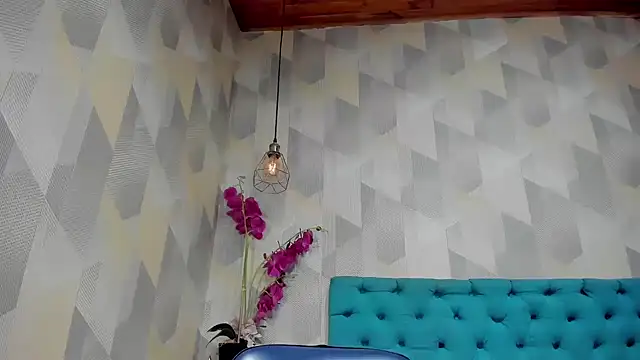 AnnieSoul online show from November 5, 6:08 pm