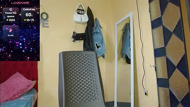 cristinamontiel online show from March 9, 2:21 pm