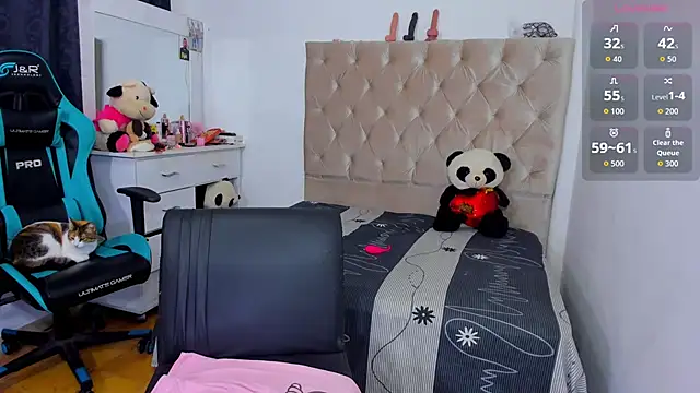 lulu ferrer online show from December 1, 2:33 pm