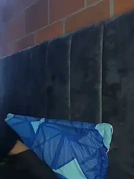 RoxyRoss  online show from January 17, 2:08 am