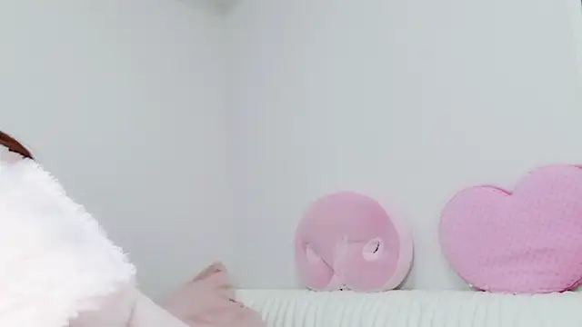 Snapshot of erokangoshi-nene chatting on December 15, 6:37 pm erokangoshi-nene online show from December 15, 6:37 pm