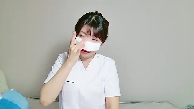 Snapshot of erokangoshi-nene chatting on November 3, 3:24 pm erokangoshi-nene online show from November 3, 3:24 pm