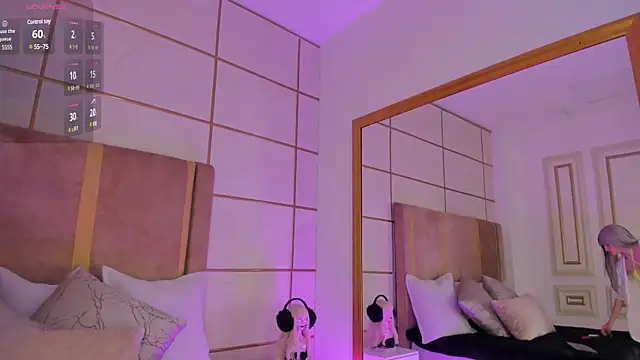 Kittenmeuw online show from February 4, 4:15 am