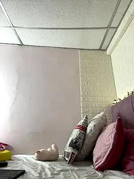 annaharper- online show from September 19, 4:51 pm