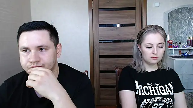 Kristy-Max online show from February 23, 10:39 am