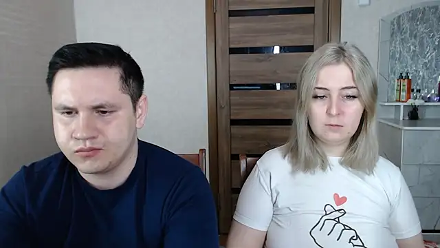 Kristy-Max online show from March 5, 6:12 pm