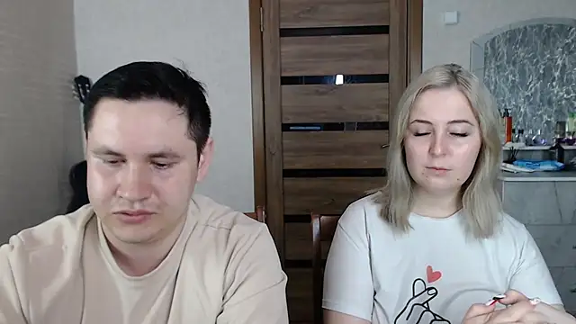 Kristy-Max online show from March 6, 11:31 pm