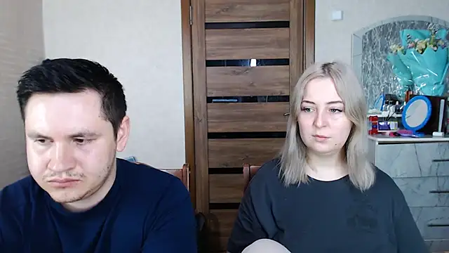 Kristy-Max online show from March 15, 2:03 am