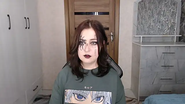 Kristy-Max online show from October 30, 8:42 pm