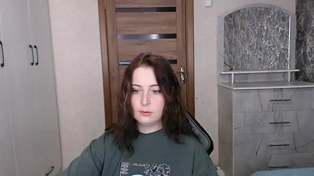 Kristy-Max online show from November 24, 11:04 pm