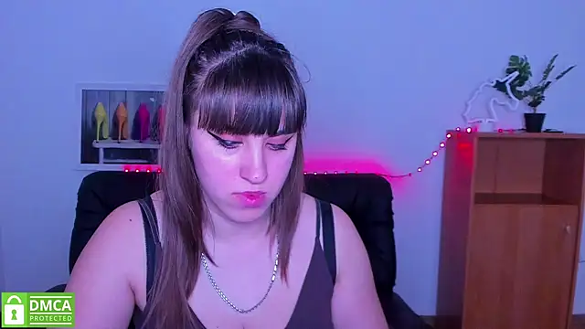 Amali Ivanna smit online show from March 22, 3:42 pm