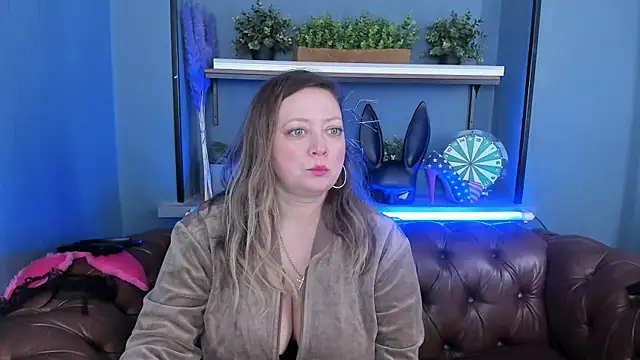 JesiaFoxi online show from January 30, 12:48 pm