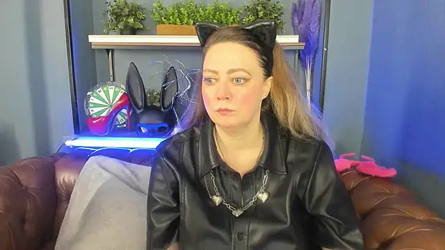 JesiaFoxi online show from February 28, 1:14 pm