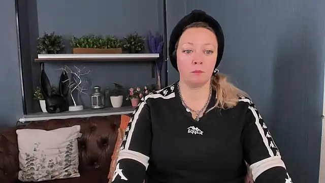 JesiaFoxi online show from October 4, 11:08 am