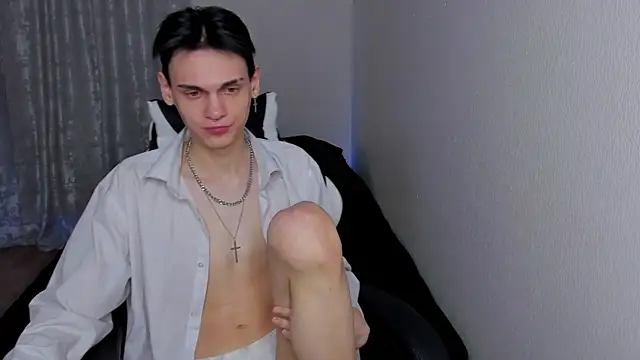 CHERLYBAY online show from February 16, 9:05 pm