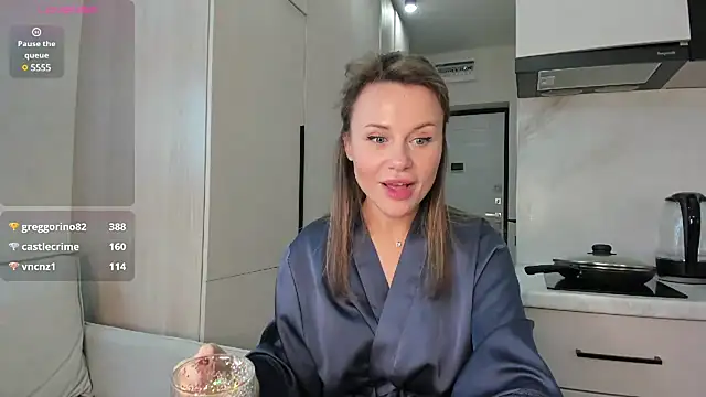 Snapshot of _cometoseeme_ chatting on January 26, 8:23 pm cometoseeme online show from January 26, 8:23 pm