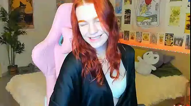 Sunny Elly online show from December 10, 5:39 am