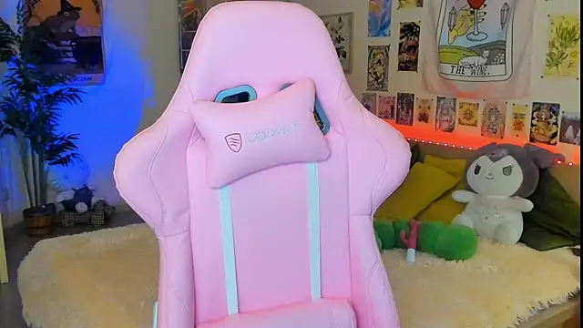 Sunny Elly online show from January 27, 9:23 am