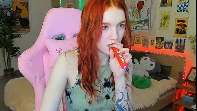 Sunny Elly online show from February 2, 8:57 am