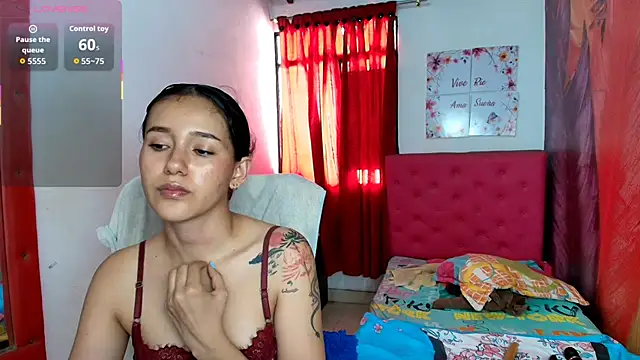 miley blue  online show from October 21, 7:14 pm