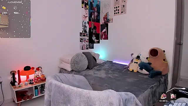 angel bless19 online show from December 3, 8:40 pm