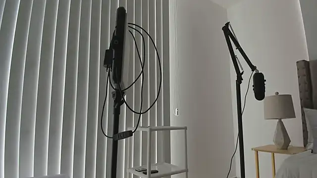 Snapshot of atenea_erotic chatting on November 13, 7:57 pm atenea erotic online show from November 13, 7:57 pm