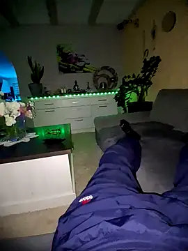 schlonzi81 online show from November 25, 9:26 pm