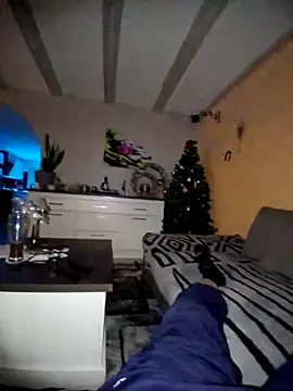 schlonzi81 online show from December 17, 9:43 pm