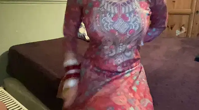 couple horne online show from March 17, 5:49 pm