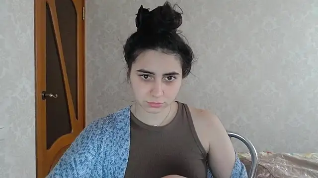 Snapshot of Kashtanka_ chatting on February 15, 7:38 am Kashtanka online show from February 15, 7:38 am