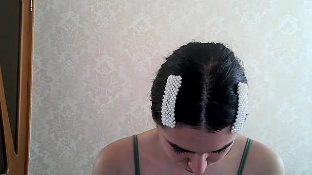 Snapshot of Kashtanka_ chatting on October 23, 6:13 am Kashtanka online show from October 23, 6:13 am