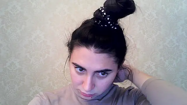 Snapshot of Kashtanka_ chatting on November 29, 1:25 pm Kashtanka online show from November 29, 1:25 pm