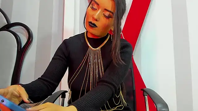 MeliizaQueen online show from February 14, 7:12 pm