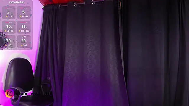 Snapshot of Mia_ross16 chatting on December 22, 7:10 pm Mia ross16 online show from December 22, 7:10 pm