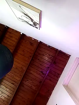 Snapshot of Mia_ross16 chatting on December 24, 5:02 pm Mia ross16 online show from December 24, 5:02 pm