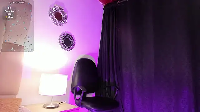 Snapshot of Mia_ross16 chatting on December 30, 1:15 am Mia ross16 online show from December 30, 1:15 am