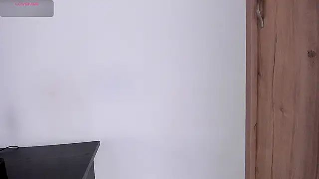 Snapshot of Mia_ross16 chatting on March 2, 7:45 pm Mia ross16 online show from March 2, 7:45 pm