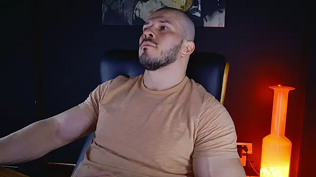 Snapshot of AngeloEric chatting on January 10, 2:34 pm AngeloEric online show from January 10, 2:34 pm