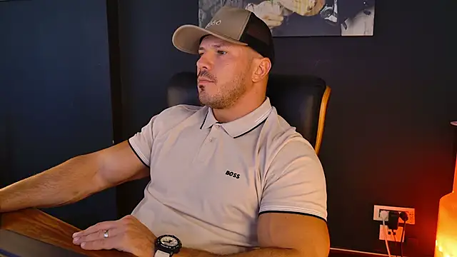 Snapshot of AngeloEric chatting on September 22, 11:12 am AngeloEric online show from September 22, 11:12 am