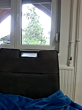 allinqueen online show from October 12, 10:03 am