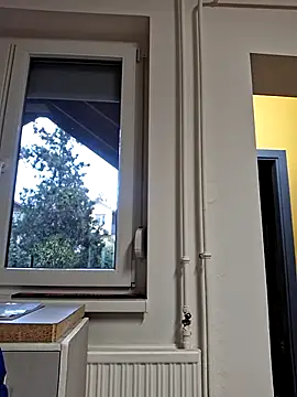 allinqueen online show from October 22, 2:50 pm