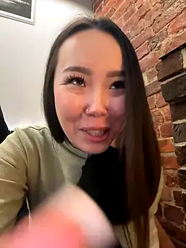 Snapshot of Asian_Asami chatting on December 1, 4:29 pm Asian Asami online show from December 1, 4:29 pm