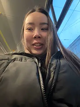 Snapshot of Asian_Asami chatting on December 3, 12:49 pm Asian Asami online show from December 3, 12:49 pm